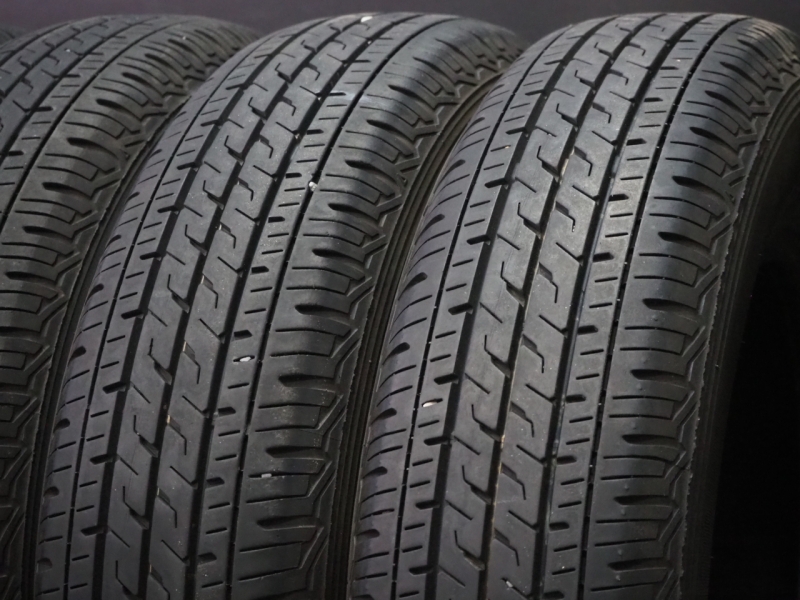 ブリヂストン 145/80R12 80/78N LT