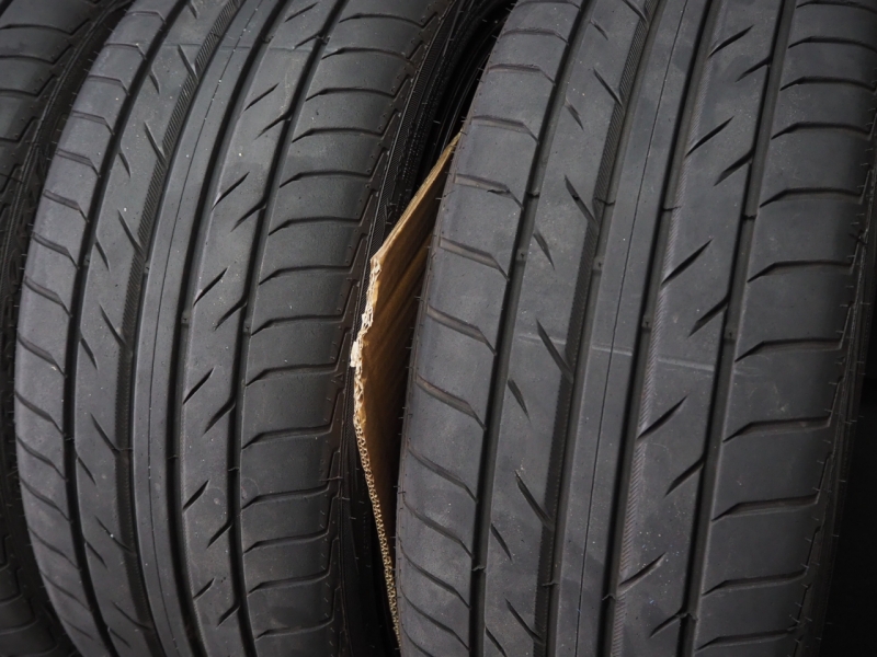 ヨコハマ ADVAN Racing RS2 215/35R19